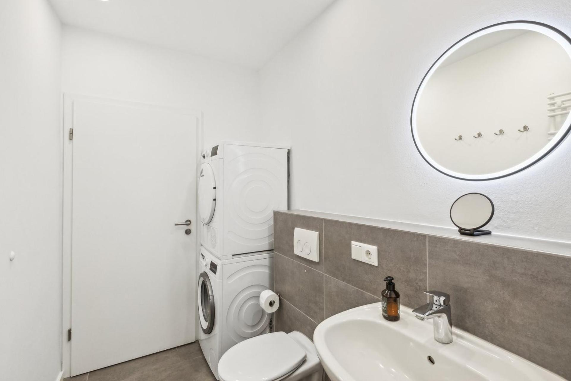 Business Apartment Kranich: 3 Zimmer, Top Infrastrukturlage Hh Langenhorn, Naehe Airport Hamburgo Exterior foto